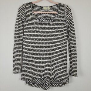 Lucy & Laurel Black White Stripe Knit Top XS